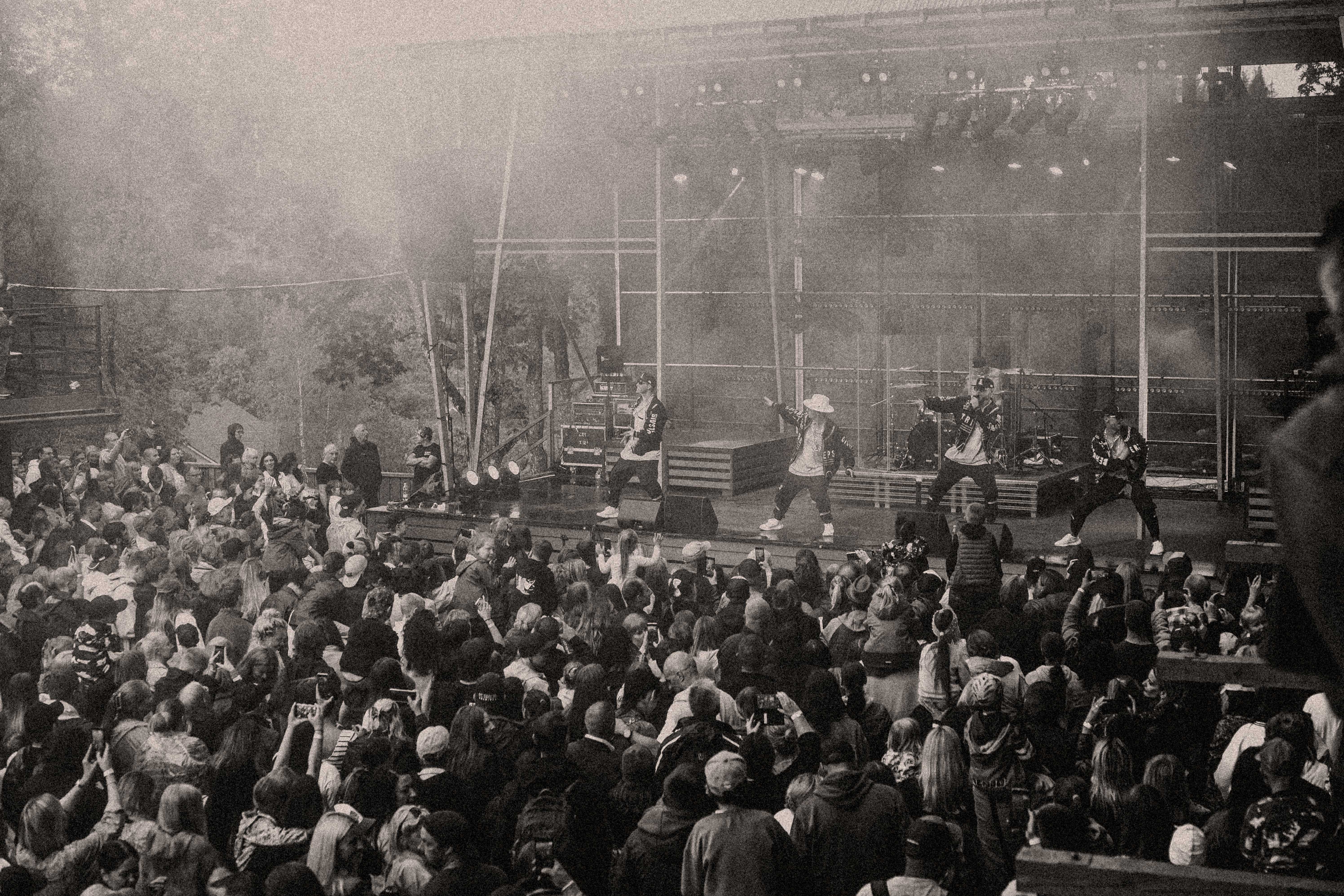 industry-professional-photo-1